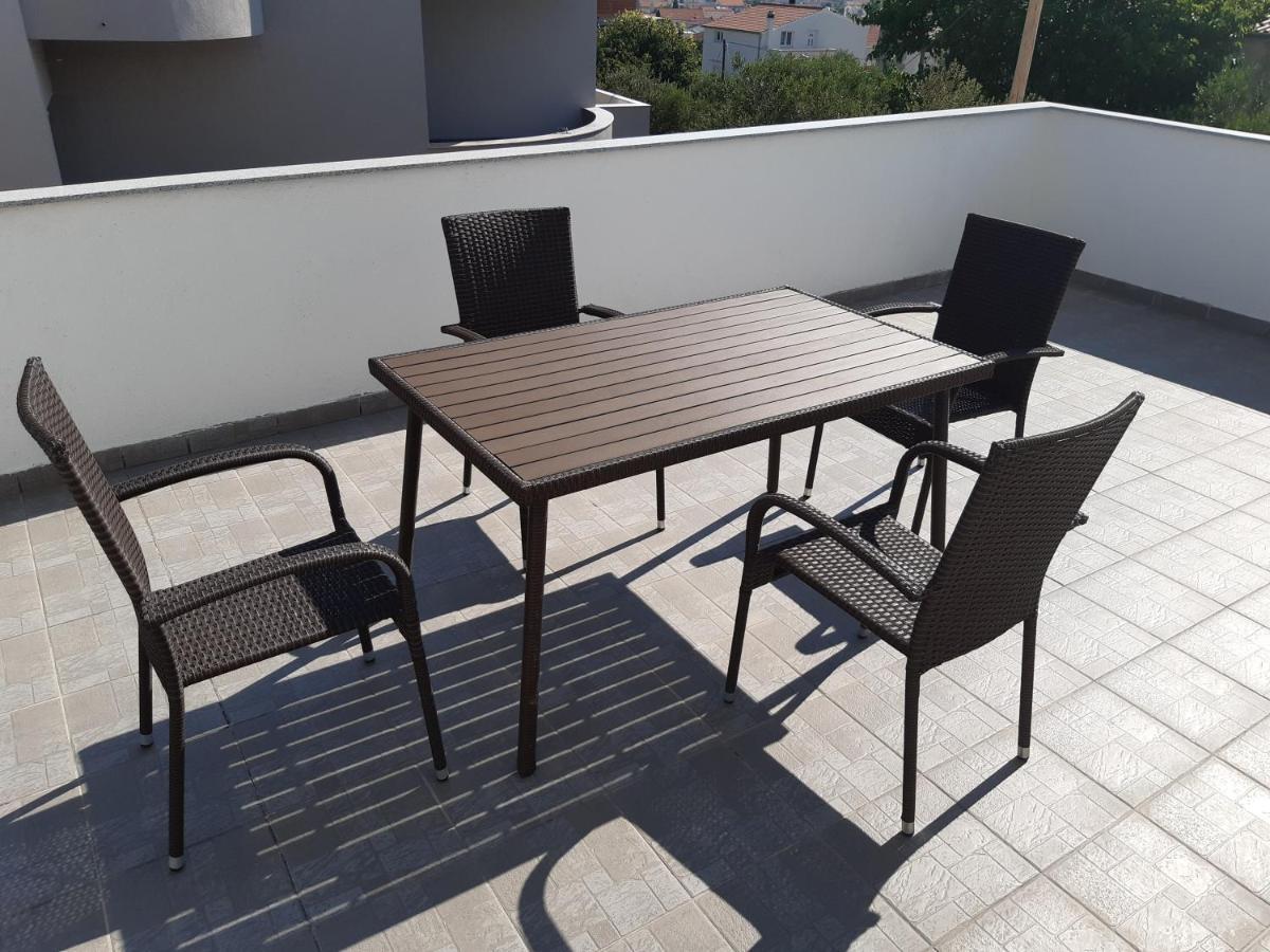 Apartmani Frano Vodice Exterior foto
