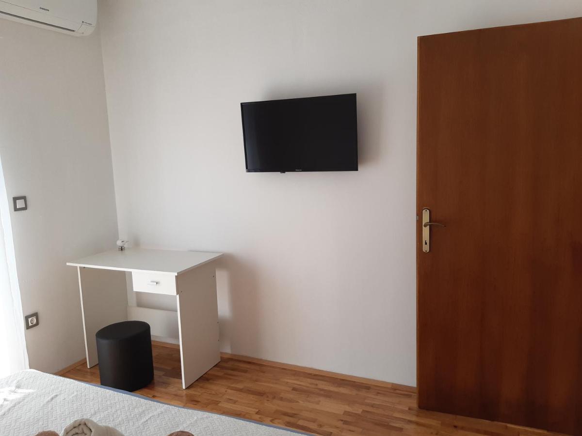 Apartmani Frano Vodice Exterior foto